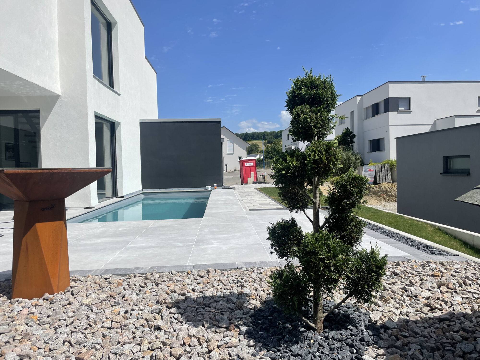Contactez Art Design pour vos travaux d&#8217;aménagement extérieur ! Illzach